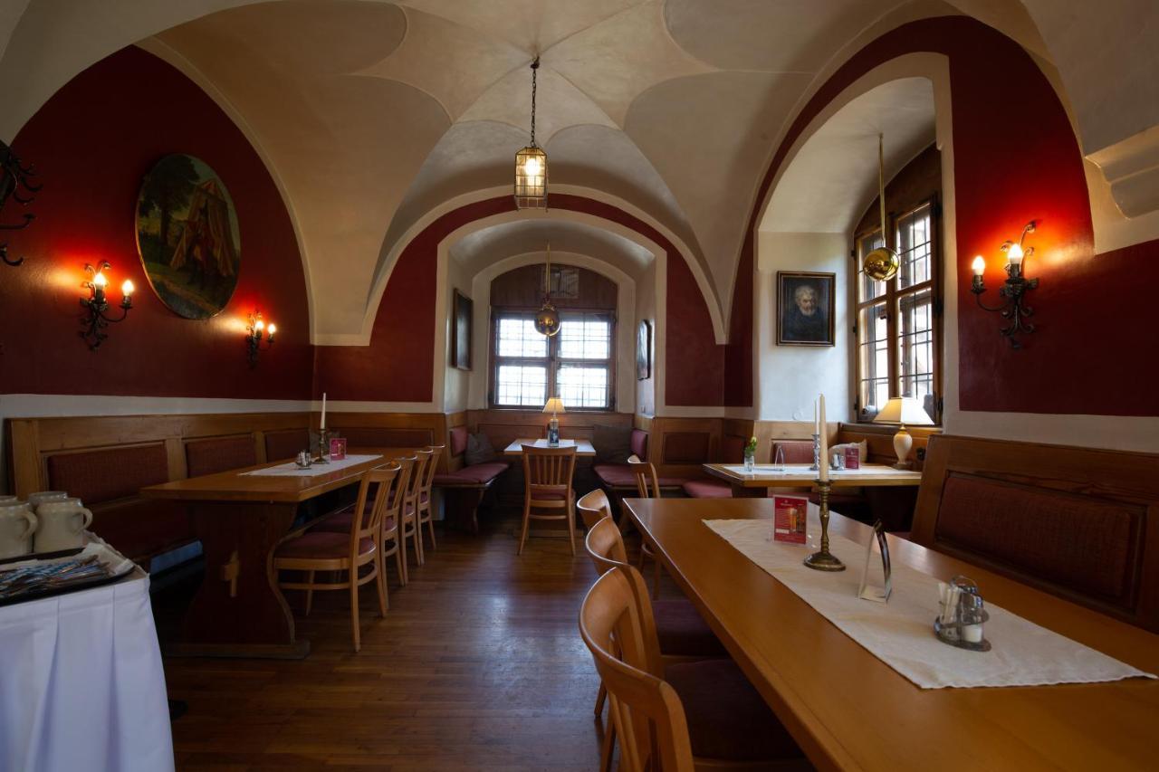 Schlosshotel Harburg 외부 사진