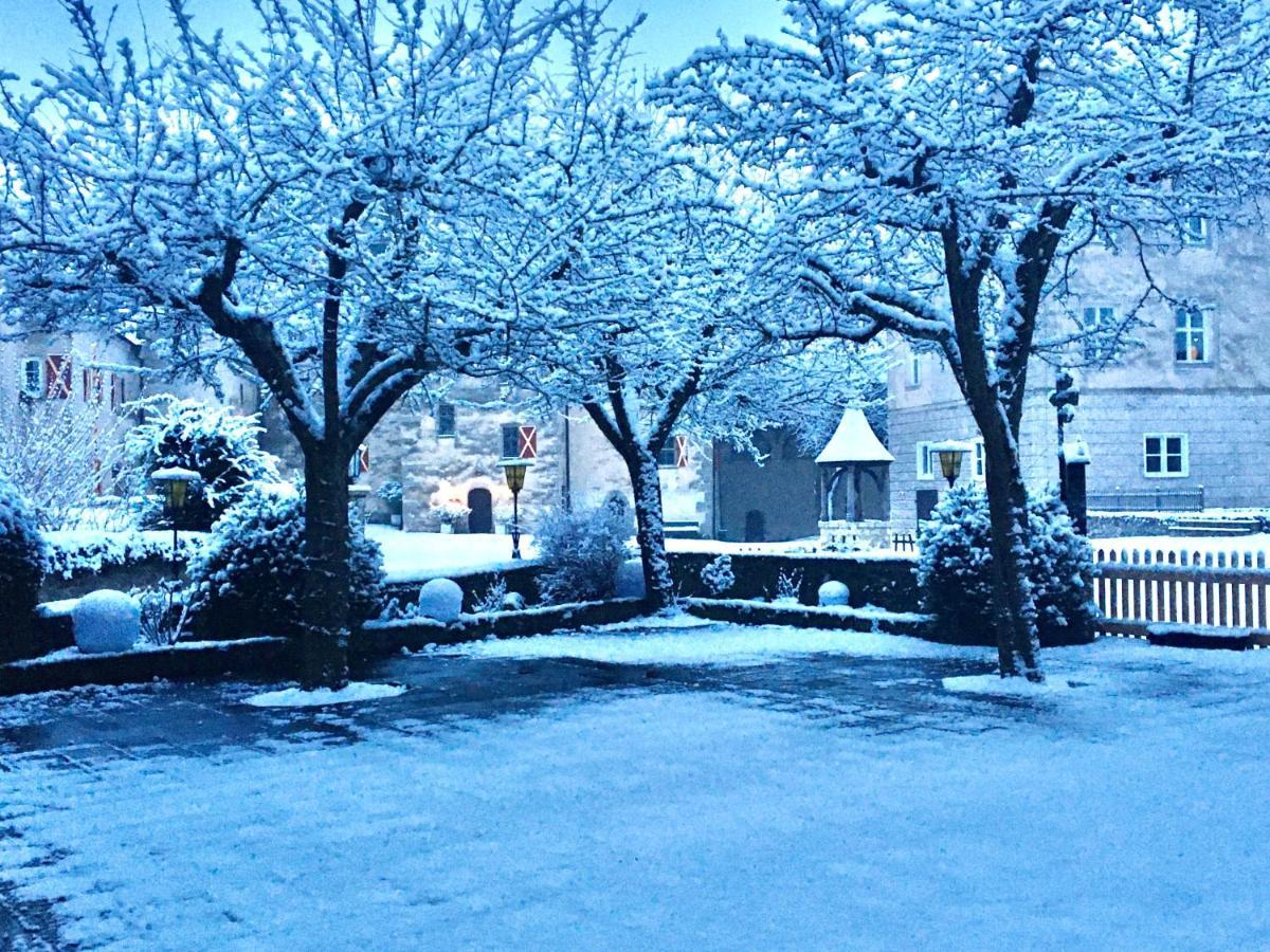 Schlosshotel Harburg 외부 사진