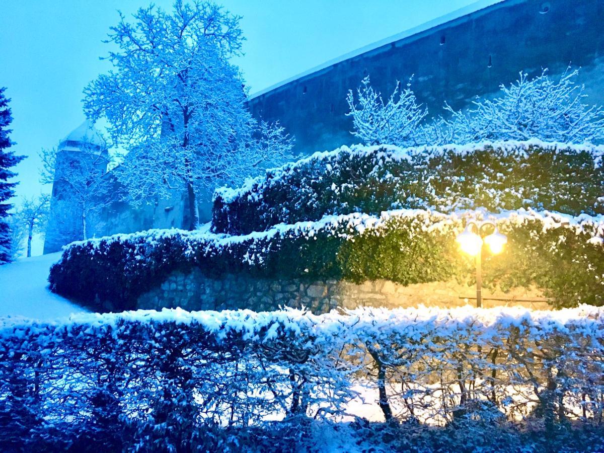 Schlosshotel Harburg 외부 사진