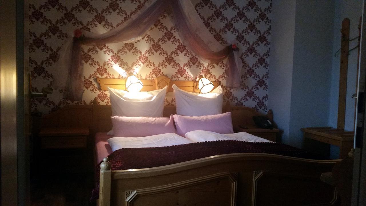 Schlosshotel Harburg 외부 사진