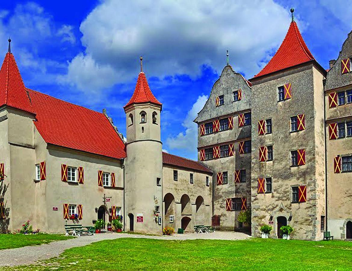 Schlosshotel Harburg 외부 사진