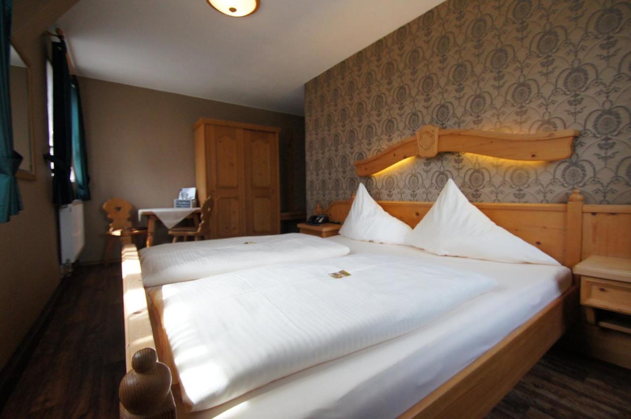 Schlosshotel Harburg 외부 사진