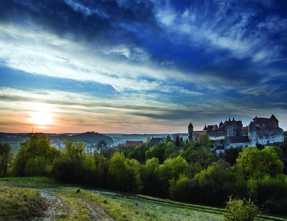Schlosshotel Harburg 외부 사진